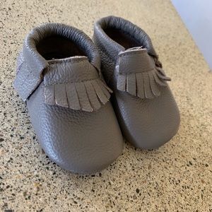 Baby Moccasins by bird rock grey size 4 like new